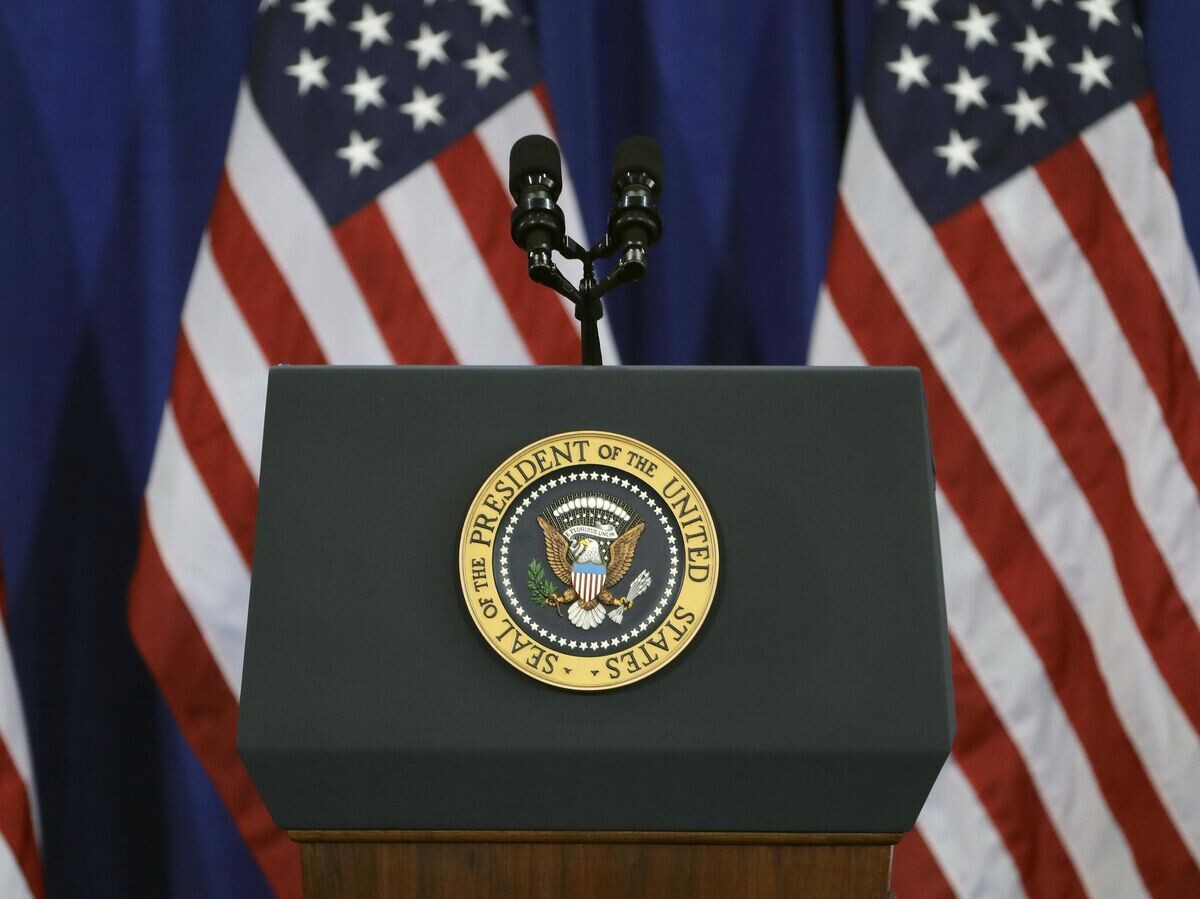 Подготовка к выступлению президента США© AP Photo / Chris O'Meara