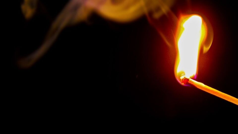    Спички. Поджог. Огонь. Источник: pixabay.com