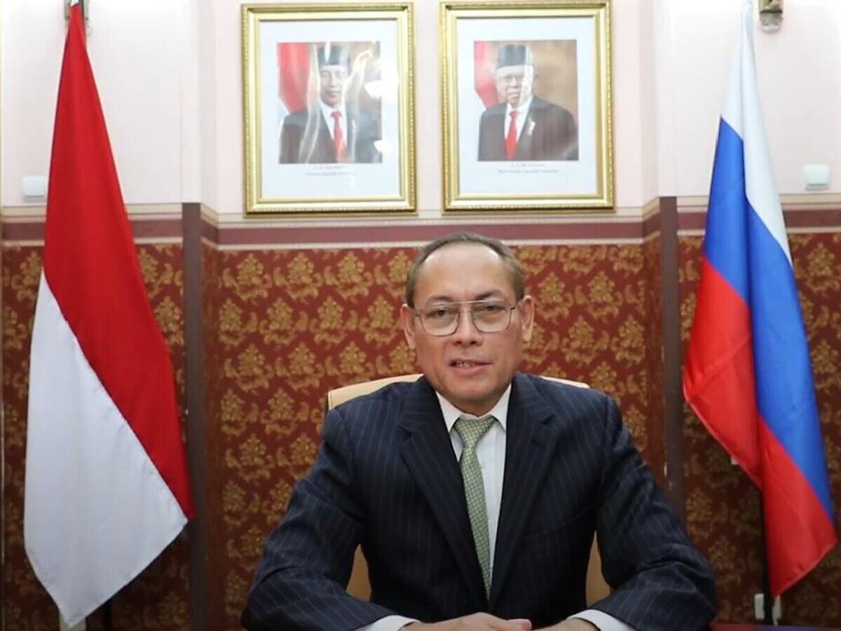    Посол Индонезии в России Жозе Тавареш открыл очередную сессию SputnikPro© Фото : Embassy of Indonesia to Russia