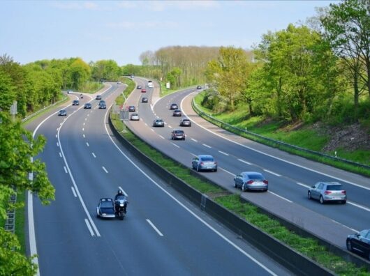    скоростная трасса в Германии // фото: Яндекс.Дзен