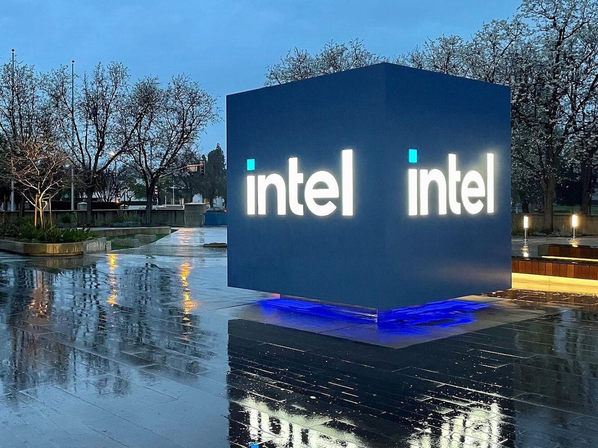    Intel могут спасти от поглощения