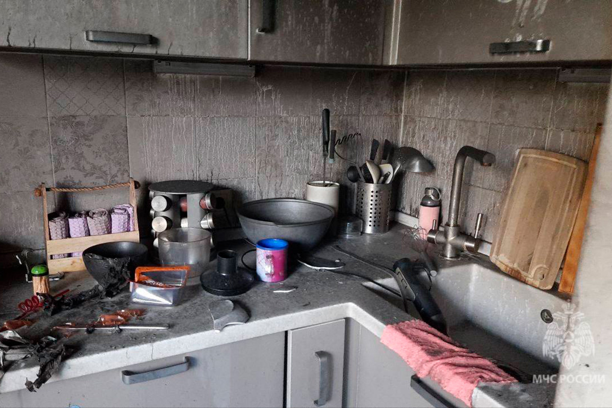 МЧС России / Telegram📷Последствия пожара в квартире в Саранске