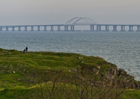    Украина требует в Гааге демонтажа Крымского моста