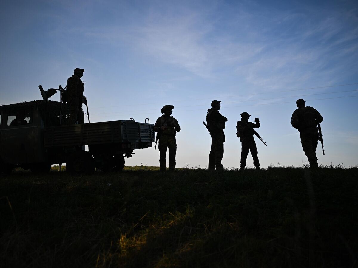    Работа минометного расчета спецназа "Ахмат" в Курской области© РИА Новости / Сергей Бобылев