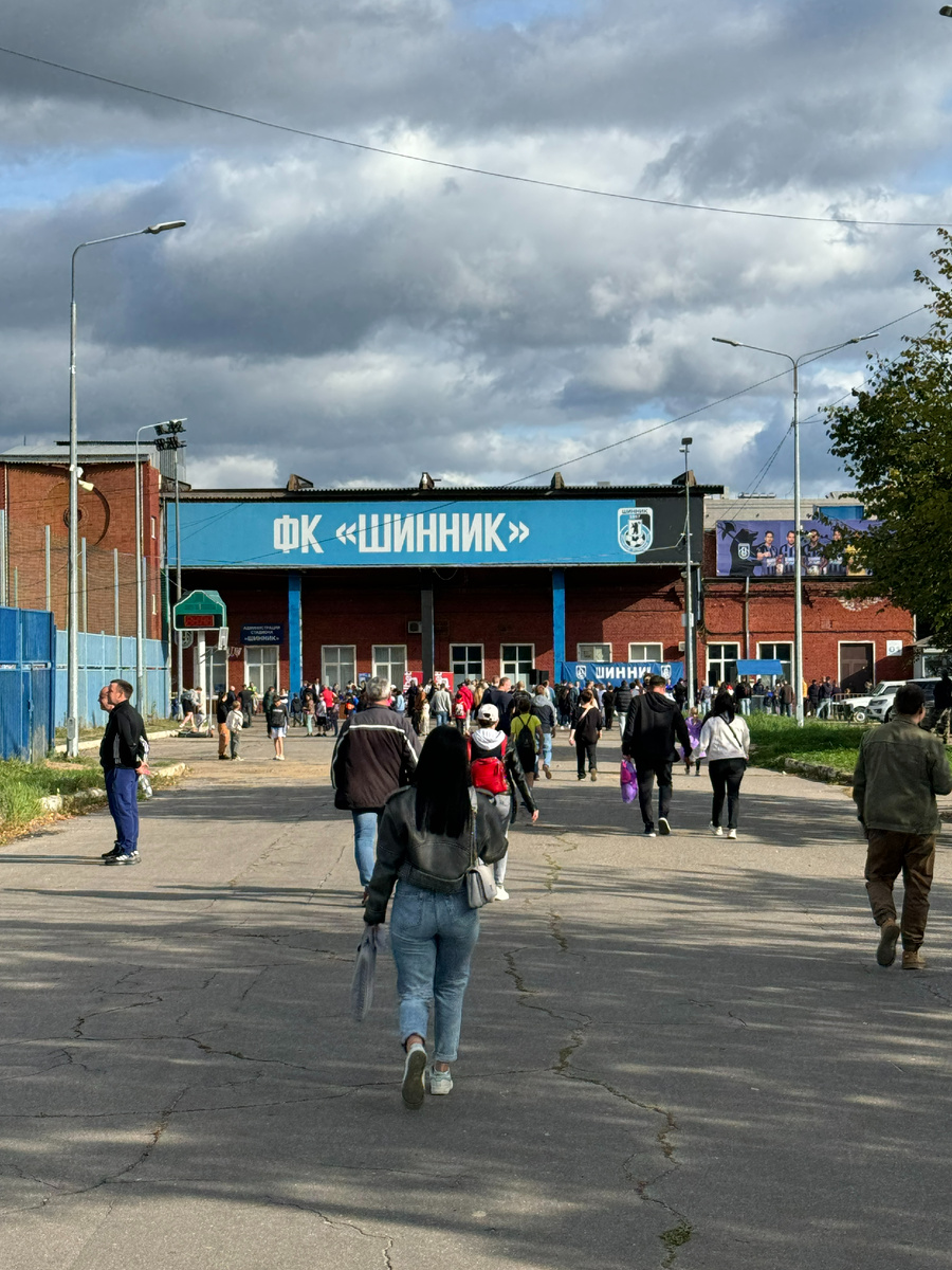 Всем привет, встаём с дивана👋 В данном посте блога «Не на диване» мы выбьемся из привычной колеи поездок по необъятной. Оба матча произойдут в Ярославле.-13