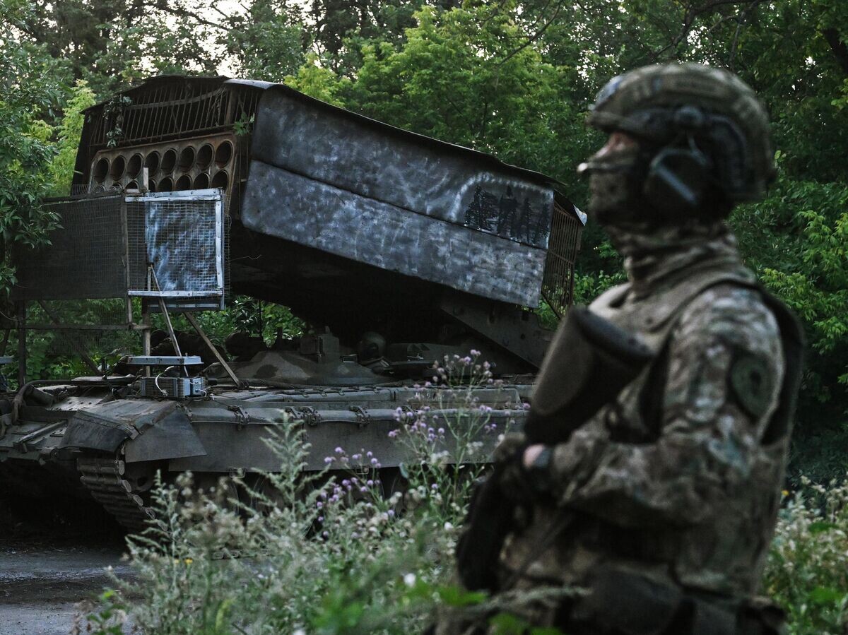    ТОС-1А "Солнцепек" группировки "Центр" в зоне СВО© РИА Новости / Станислав Красильников