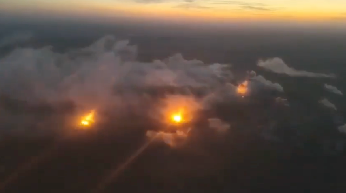 Скриншот из видео утреннего удара по Угледару