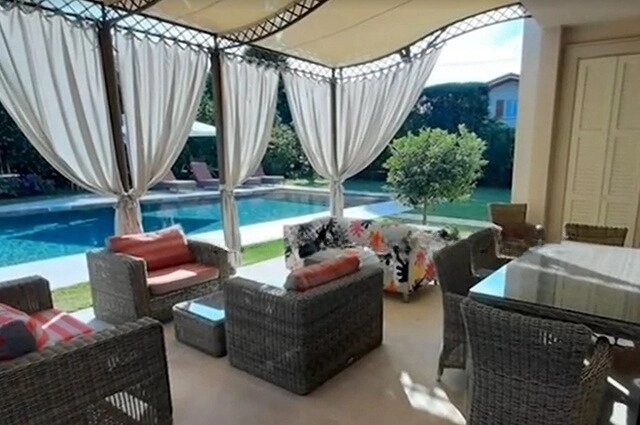    Вилла Зеленских в Форте-дей-Марми. Кадр из видео