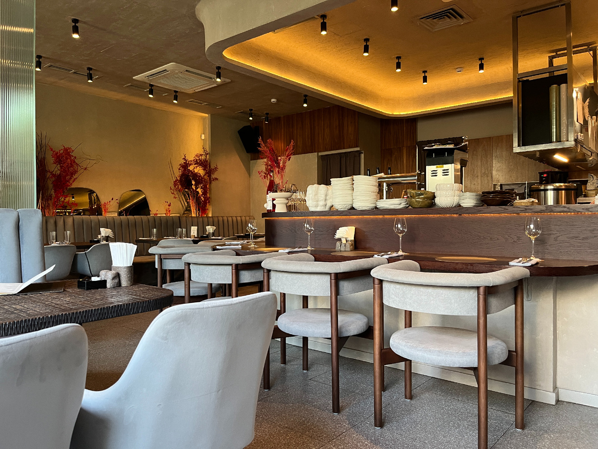 Hands Asian Bistro интерьер