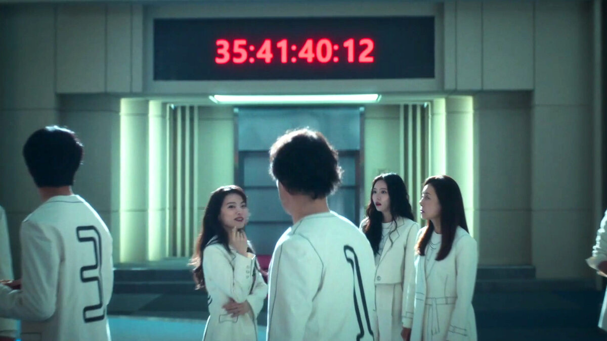 Кадр сериала "Шоу восьми"