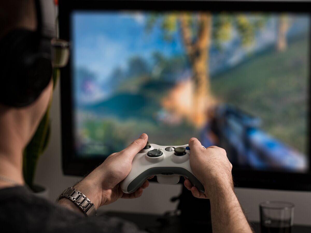    Геймер во время игрового процесса© Fotolia / Artur Marciniec