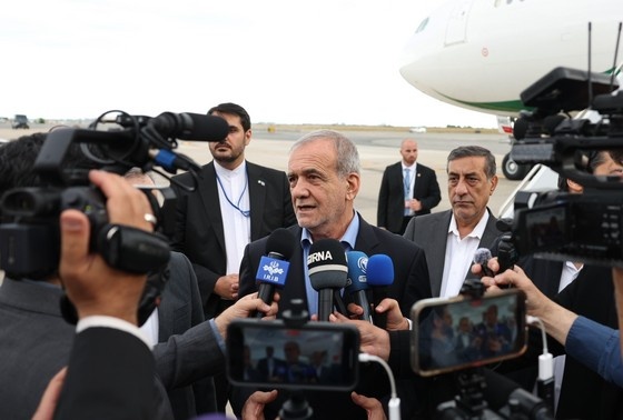    Масуд Пезешкиан