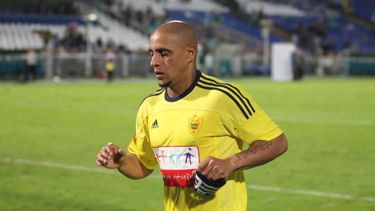 Роберто Карлос в составе Анжи