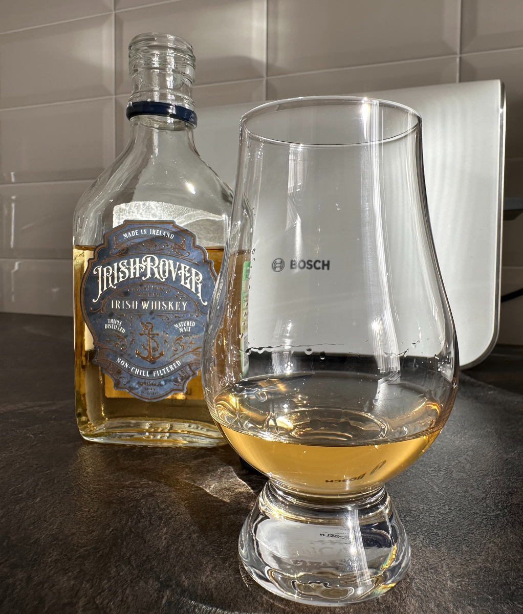 Несмотря на присутствие колера в составе, цвет довольно бледный