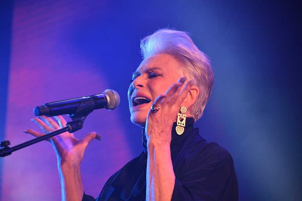    Певица Ирина Понаровская Михаил ФРОЛОВ