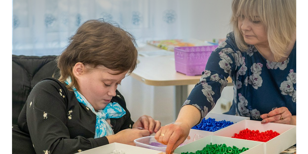 Социальные льготы, медицинская помощь и доплаты к пенсии — рассказываем о мерах господдержки для людей с инвалидностью