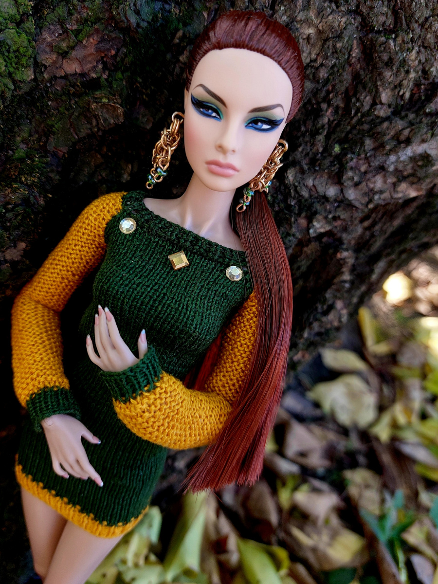 Integrity Toys 2020 Agnes Von Weiss Legendary Status. 