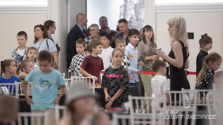    НОК Украины попросил МОК не допускать детей из России до шахматных турниров под флагом страны.Федор Успенский