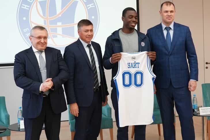    Фото БК "Новосибирск"