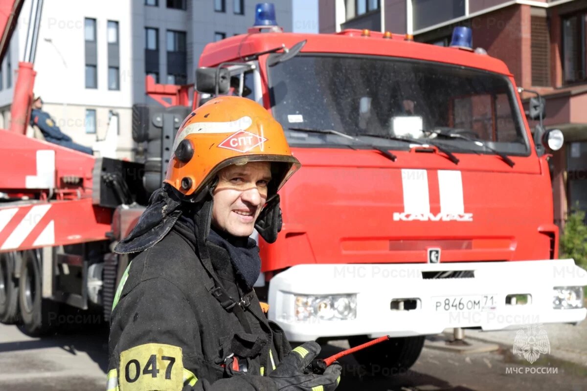    В Туле 36 спасателей МЧС России провели пожарно-тактические учения