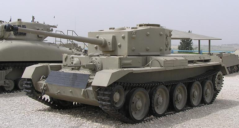 Крейсерский танк Mk.VIII "Cromwell" собственной персоной. Фотография в свободном доступе.