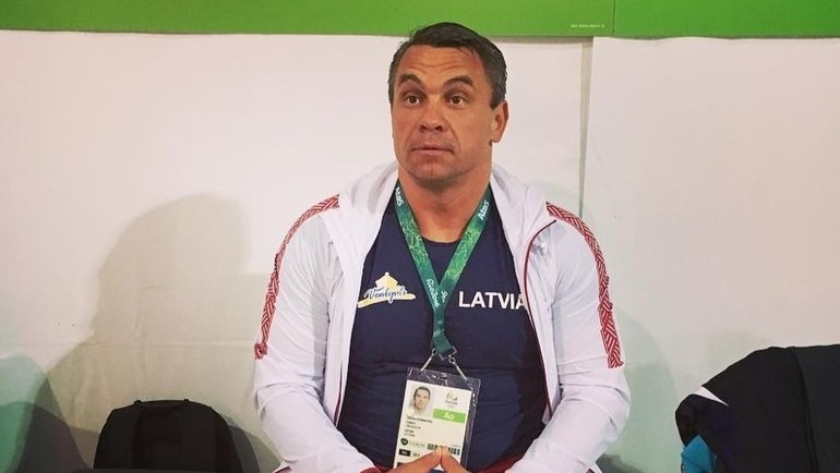    Виктор Щербатых. соцсети