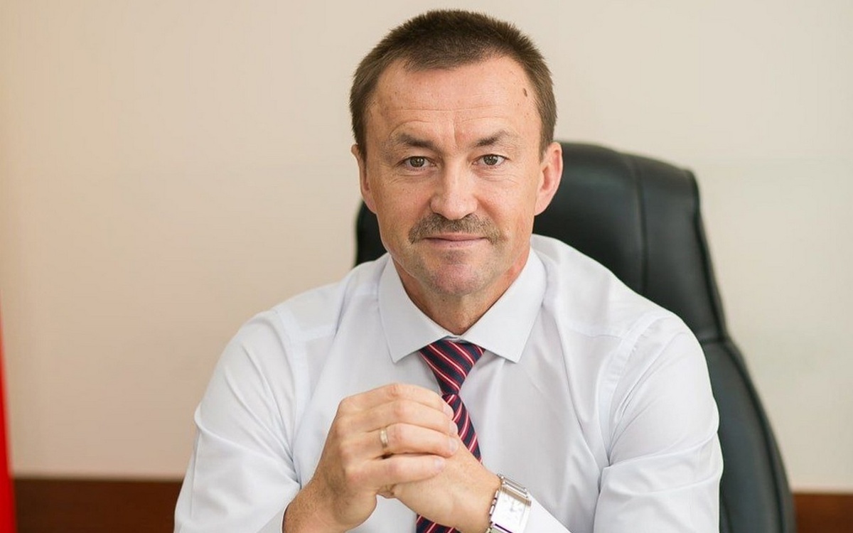    Юрий Матузов сменил на посту главу воронежского Совета муниципальных образований Пищугина Фото с сайта администрации Бутурлиновского района