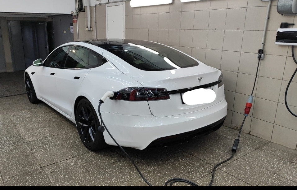 Tesla