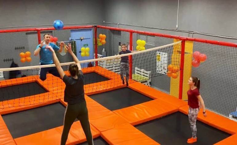 Батутные арены