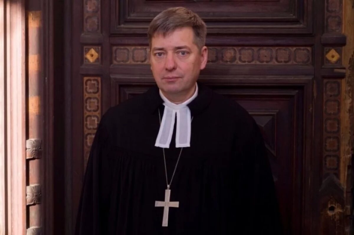    Пастора Петрикирхе задержали в Петербурге и готовят к депортации из России