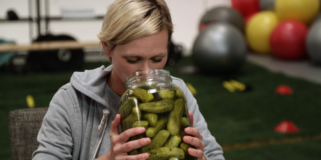 От рассола до умебоши: как в разных странах борются с похмельем