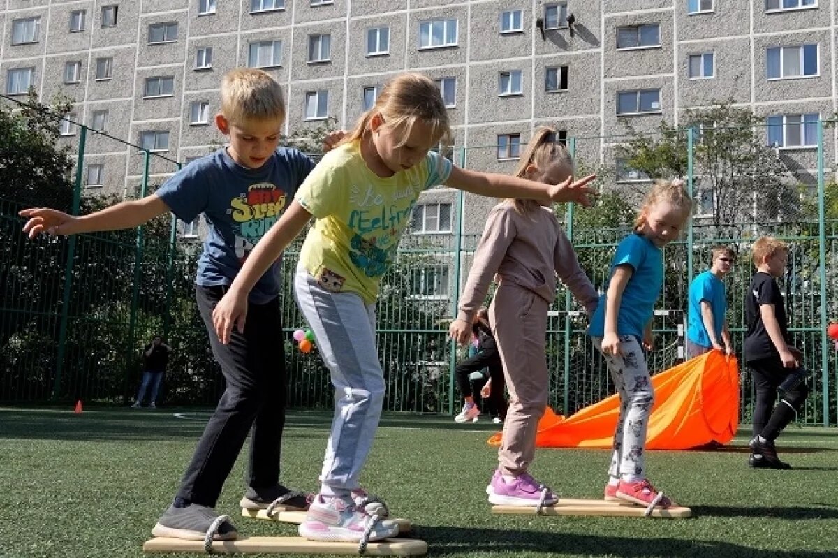    ВИЗ-Сталь и «Стальное дерево» развивают дворовый спорт в Екатеринбурге