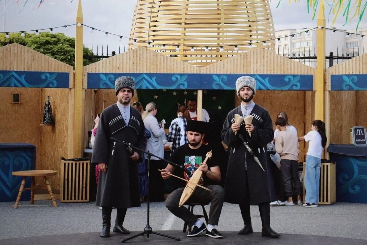    Адыгея приняла участие в выставке «Национальные подворья народов Юга РФ»