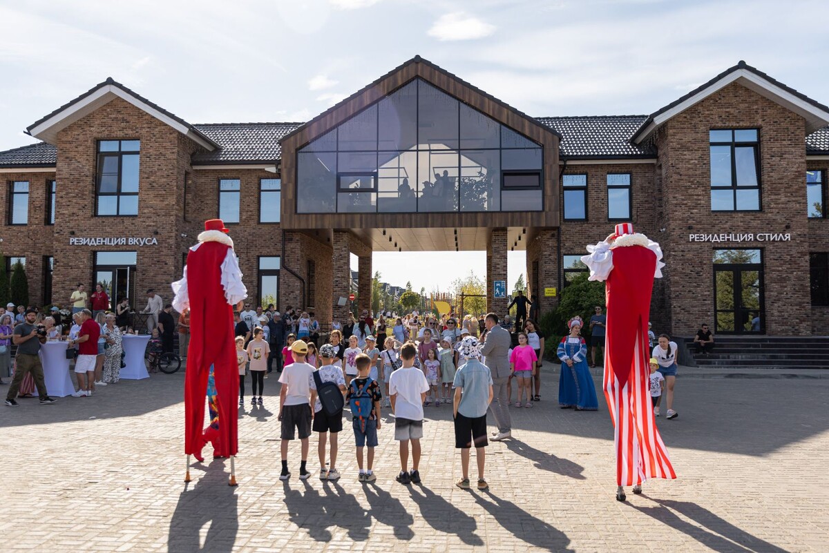 Посетить праздник в поселке стоит хотя бы затем, чтобы поближе узнать своих соседей