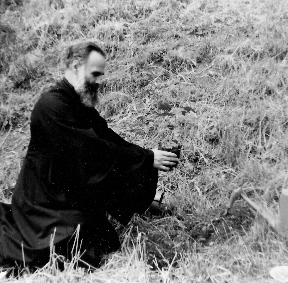 Антоний (Блум) (1914 — 2003), митрополит Сурожский, доктор богословия, проповедник, один из известнейших православных миссионеров XX века.