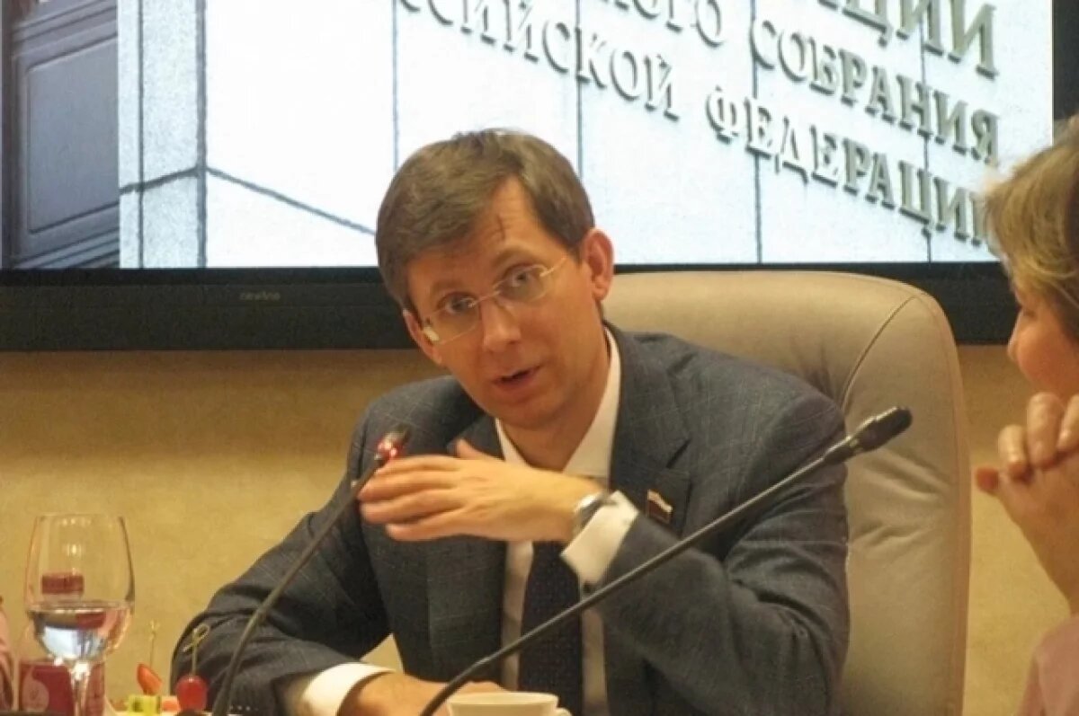    Экс-сенатор Павел Тараканов стал заместителем Александра Моора