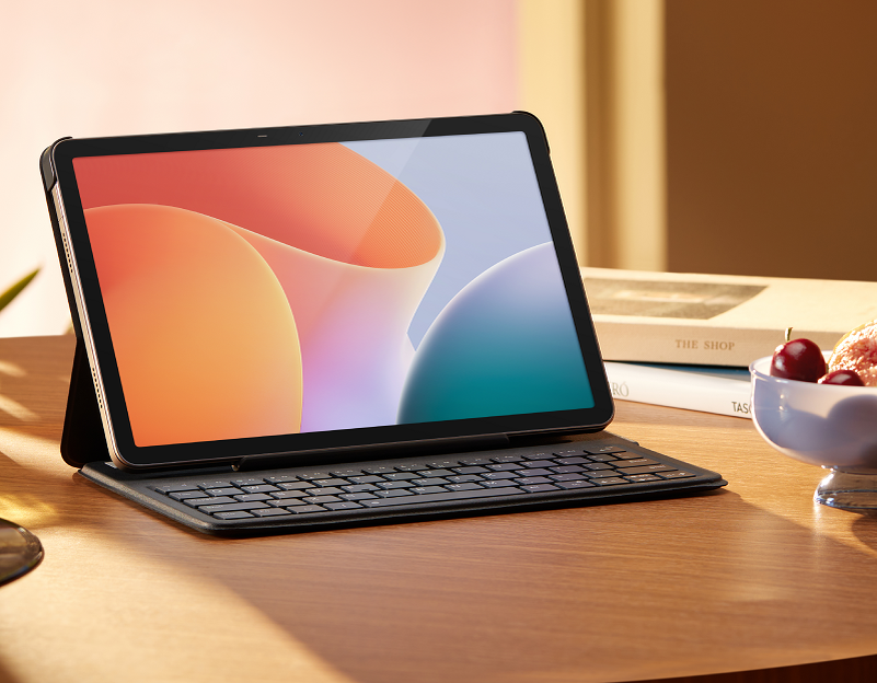 Переднюю часть планшета занимает 11-дюймовый IPS-дисплей с разрешением 1920x1200 точек,