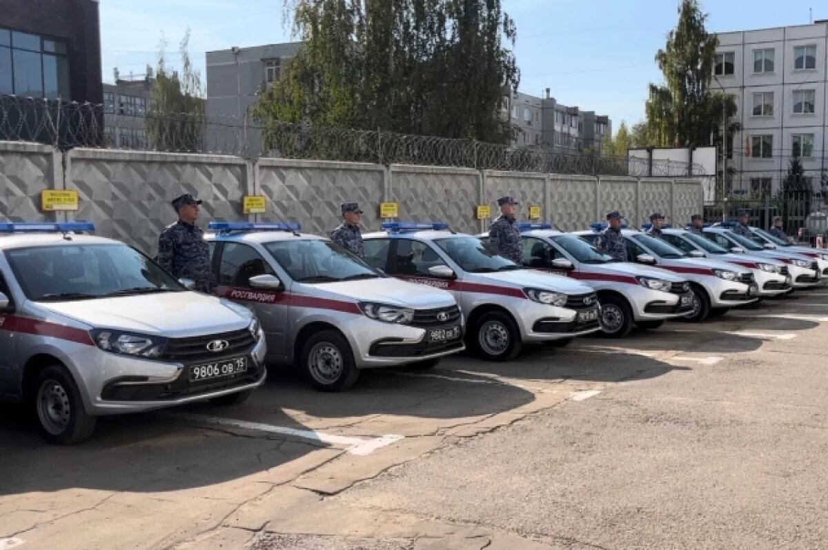    Тверские росгвардейцы получили 20 новых служебных машин