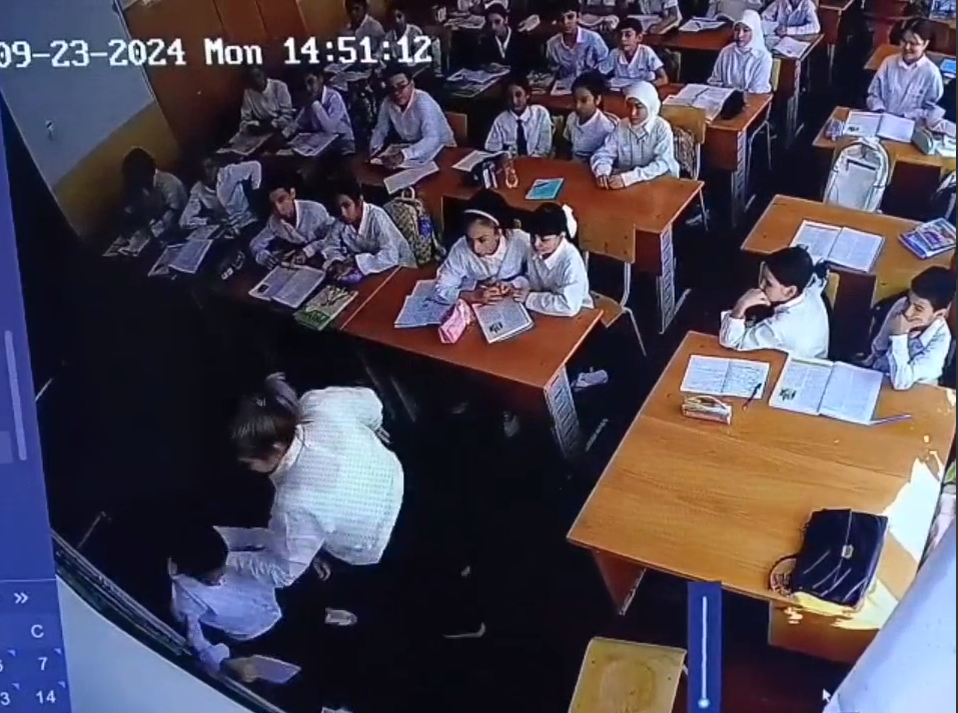 ФОТО: Скриншот видеозаписи с камеры наблюдения в классе
