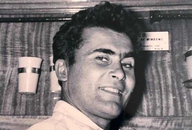 Михаил Фоменко в молодости. Источник: скриншот газеты «Horizon Newspaper»