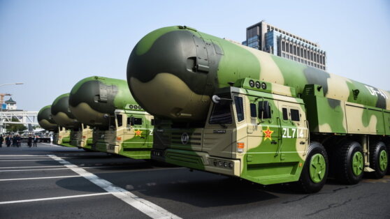    CNN: Китай впервые за 40 лет испытал МБР на полную дальность Сергей Бунеев