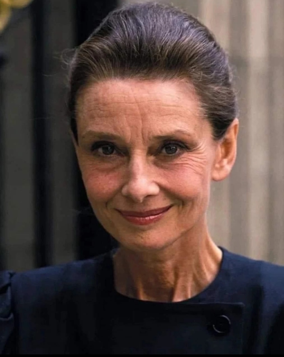 Фото из интернет. Олри Хепберн 