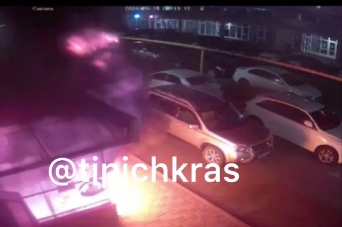    Момент пожара, где погиб краснодарский повар Павел Чеша, попал на видео