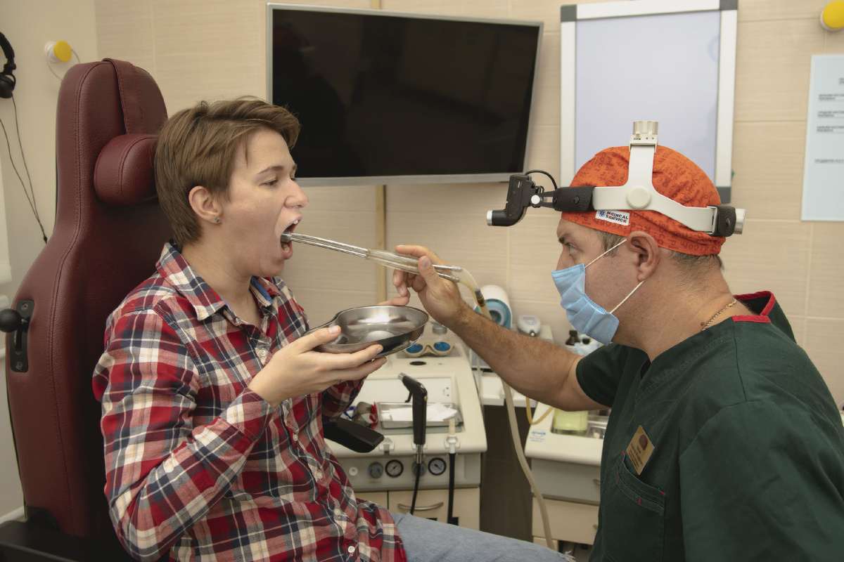 Промывание небных миндалин в "Лор - клинике доктора Зайцева"