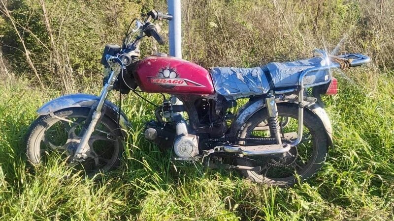     Юных похитителей мотоцикла задержали в Алтайском крае. t.me/policebiysk