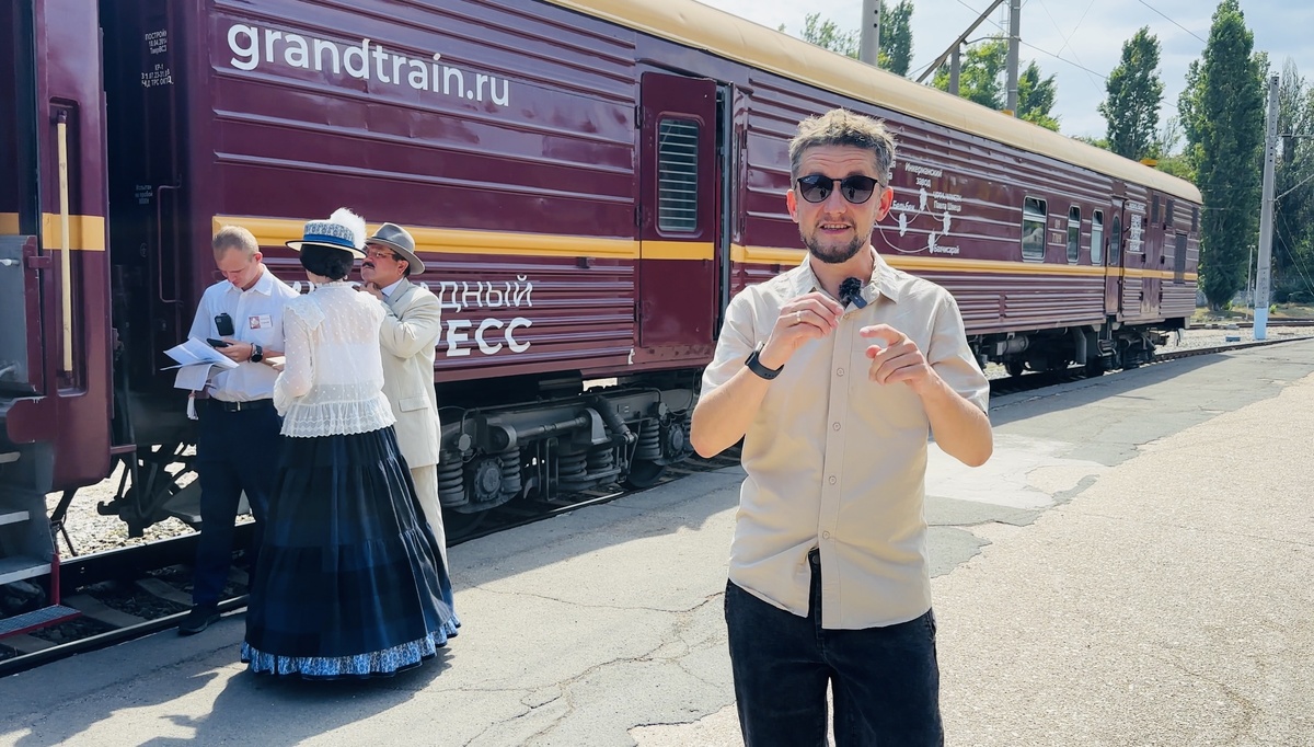 Посадка на Виноградный экспресс осуществляется на станции Севастополь, вдали от остального пассажиропотока