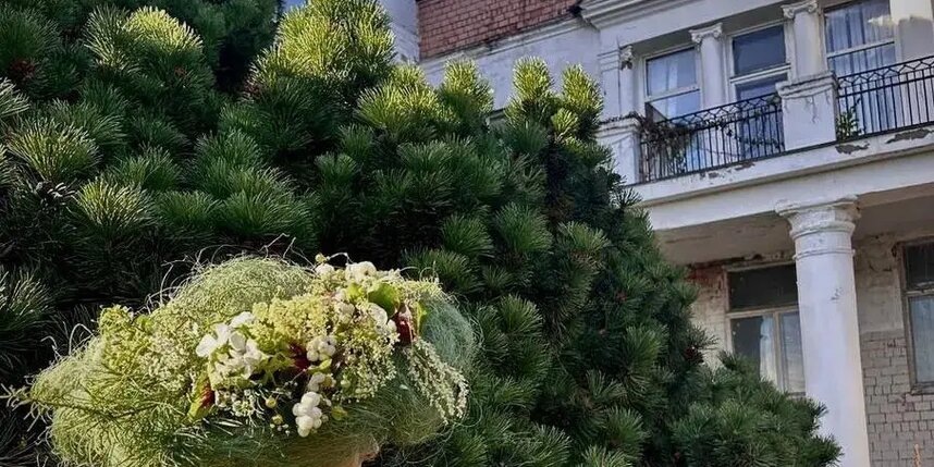    Шляпы Натальи Забродской в Москве сразу же привлекли внимание прохожих.Из личного архива героини