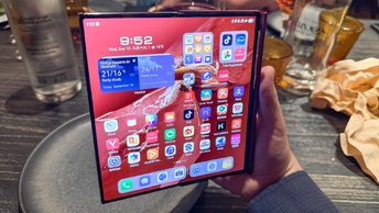 [ОБЗОР] Huawei Mate XT Ultimate Design: гармошка из Китая, способная вас удивить