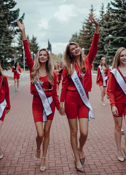 Листайте вправо, чтобы увидеть больше изображений