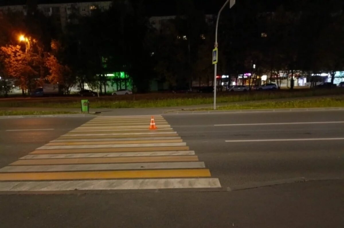    В Ижевске водитель сбил мужчину с ребёнком и скрылся с места преступления